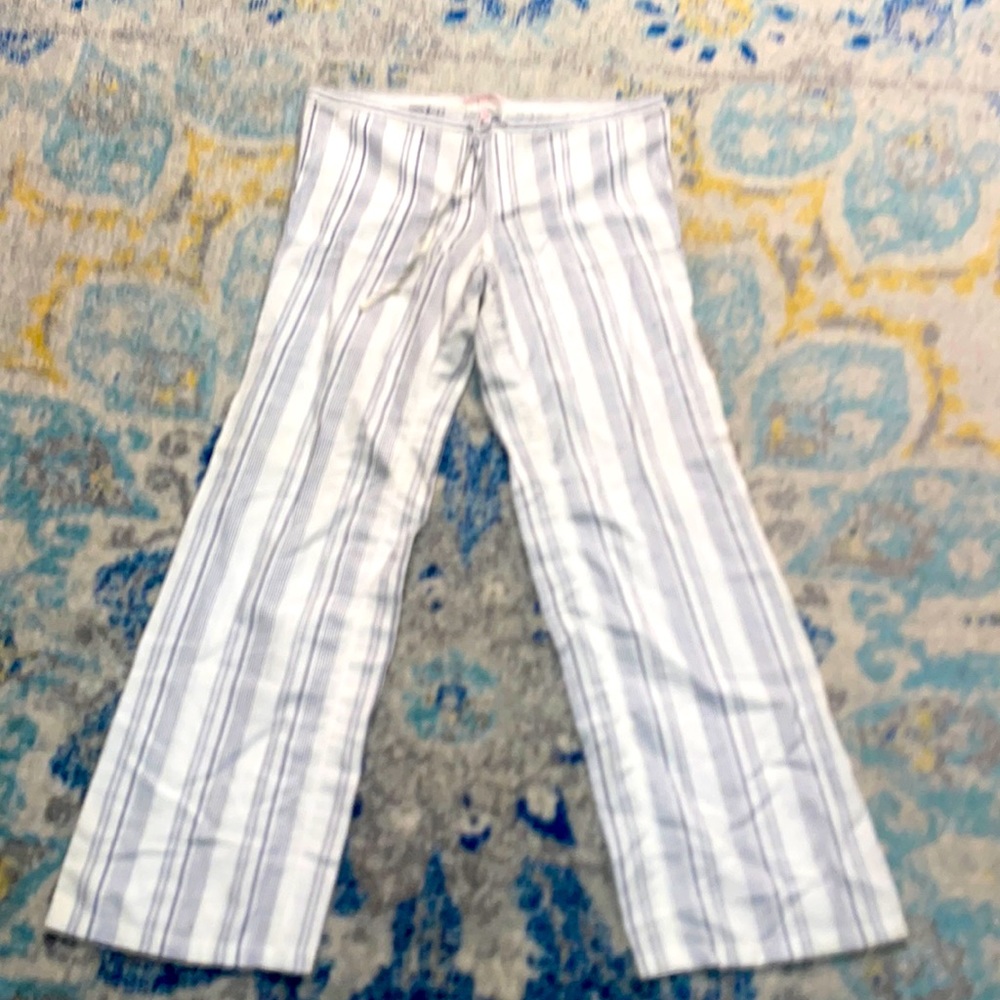 Victoria’s Secret linen pants size 4.